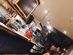 -Ribs & Burgers The Rocks