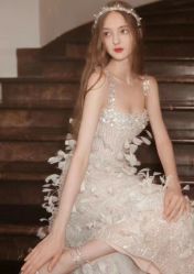 -Renee芮亦婚纱(原丽莎)