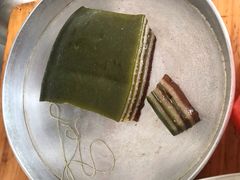 斑斓叶椰汁糕-临高金奖烤乳猪(长滨路店)