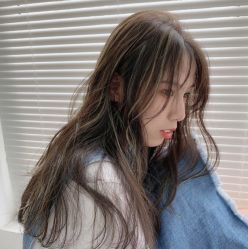 -COMO SALON 烫染可茉发型