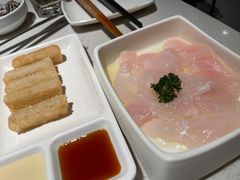 -海底捞火锅鲜切牛肉主题店(长寿路店)