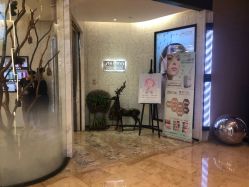 -AKOZO Beauty Salon