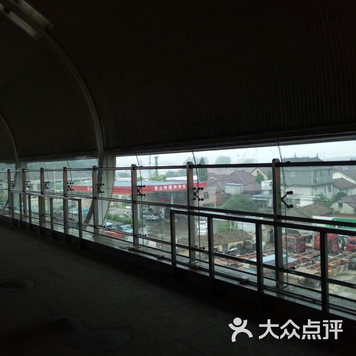 友谊西路-地铁站