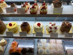 -花花卷卷·鲜食蛋糕(静安久光百货店)