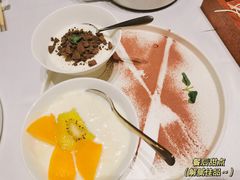 -红鼎豆捞·非遗鲍皇汤火锅(宝丰路店)