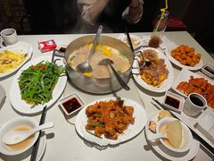 八味豆腐-肥仔文澳门猪骨煲(南京西路店)