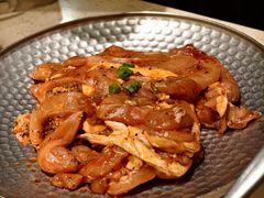 -蚂蚁洞·烤肉大营地(上海静安大悦城店)