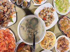 -三亚火车头万人海鲜广场