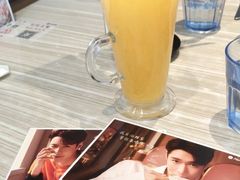-必胜客(证大大拇指店)
