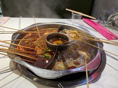 -佰人王串串香火锅(洋珠巷店)