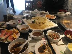 -何鲜菇火锅(大营盘店)