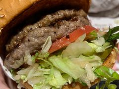 -The Habit Burger Grill 哈比特汉堡(复兴soho店)