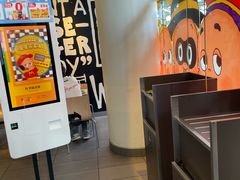 -麦当劳(假日广场店)
