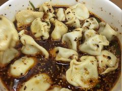酸汤牛肉水饺-回坊马二饺子馆
