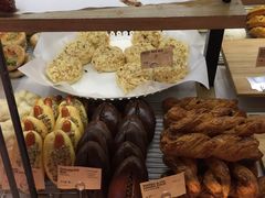 焦糖牛角酥-PAPER STONE BAKERY(天汇广场店)