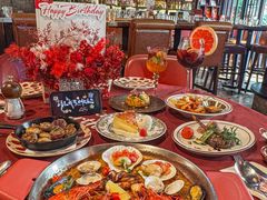 -BROWNSTONE布朗石西班牙餐厅(富城店)