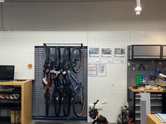 -迪卡侬(明光路店)