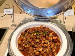 黄焖鸡-南郊宾馆·风味自助餐厅·山东十六地市特色菜