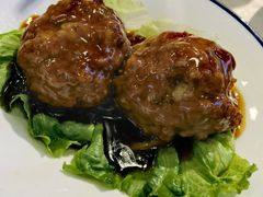 红烧狮子头-老浒记烤鸭-北京菜(琉璃厂店)