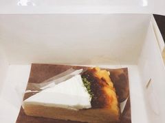 巴斯克芝士-black rainbow coffee