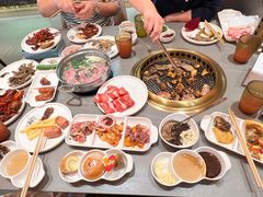 -黑金·寻焰自助百汇(中街店)