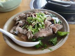 -大众跷脚牛肉馆·非遗传承单位(峨眉山店)