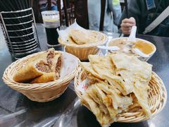 -方中山胡辣汤(成都首店)