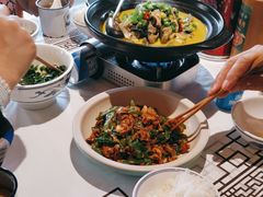 山涧小炒肉-山涧肴·泉水煮活鱼(坂田店)