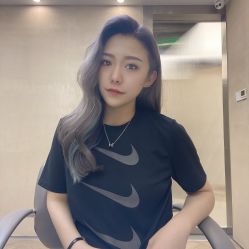 -变画·发型STUDIO