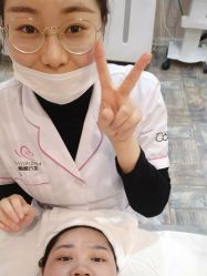 -苗方清颜专业祛痘·皮肤管理