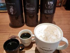 -星巴克(郑州普罗旺世店)