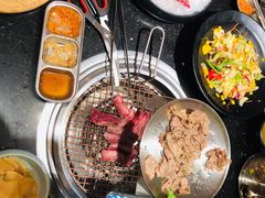 -韩烧牛中牛·甄选黑牛烤肉(黑金店)