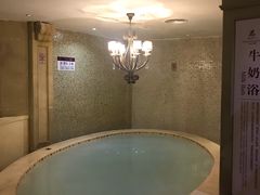 -中旅阿那亚九龙湖·公主酒店