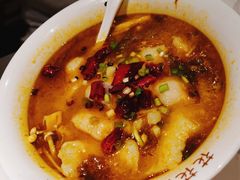 -渝是乎酸菜鱼(龙旗购物中心店)