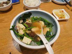 -金莹丸子汤清真(朝外SOHO店)