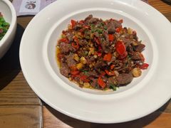 -黄泥岗·地道湖北菜(奥特莱斯店)