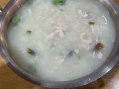 皮蛋瘦肉粥-杨妈妈粥店(滑翔路店)