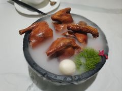 招牌玻璃乳鸽-3号仓库·创意中国菜(新世界城店)