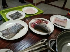-正能量脆肉鲩火锅