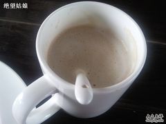 咖啡1-新沙洞咖啡(泉乐坊店)