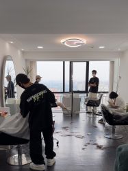 -IN 巷 salon明星店