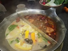 -湊湊火锅·茶憩(打浦桥日月光店)