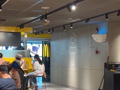 -麦当劳(中山公园龙之梦店)