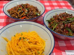 -荆九爷爆炒桥头三嫩(云南北路店)