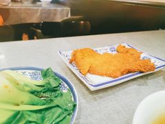 炸猪排-腔调面(斜土路店)