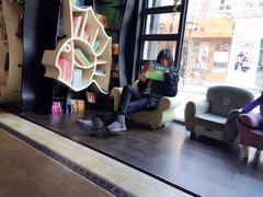 -钟书阁(松江泰晤士小镇店)