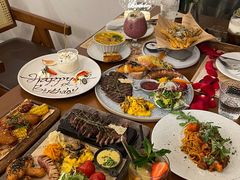 -Mark&Mars Restaurant