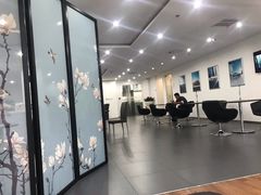 -上海星瀚奔驰4S店(红柳路店)