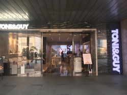 -TONI&GUY