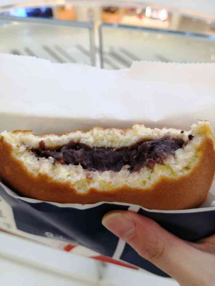 不二味铜锣烧(万达店)-"最爱的铜锣烧,每次路过必然要点一份,店里.